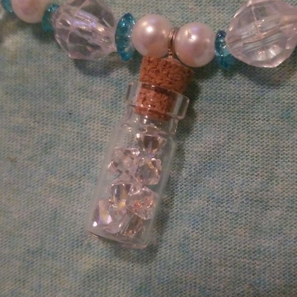 Necklace - Picture 2 of 2